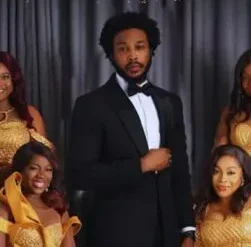 Tomiwa in Just Us Girls